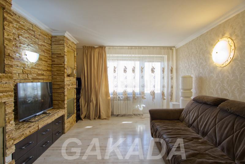 Квартира с видом на горы и озеро в кирпичном доме,  Краснодар