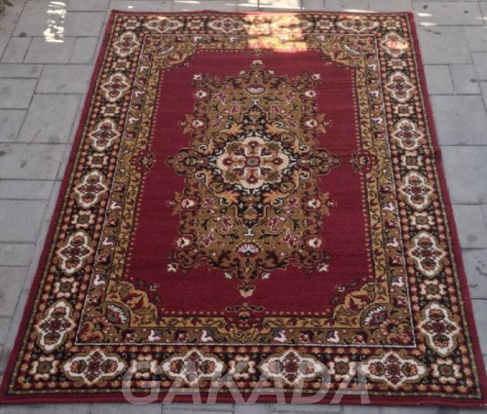 Продам ковер б у 4 в хорошем состоянии, Симферополь