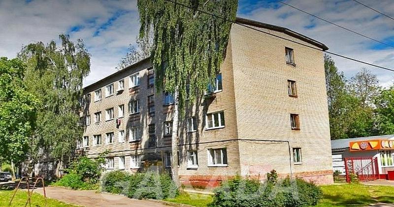 Продам комнату на Ломоносова д 9 в семейном блоке,  Смоленск