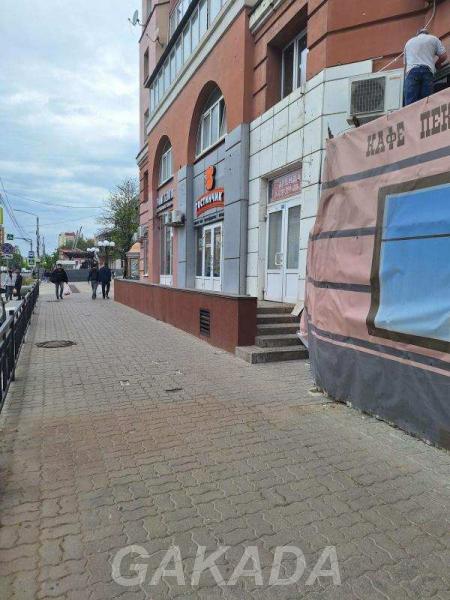 Продам коммерческое помещение 200 м в центре Белгорода,  Белгород