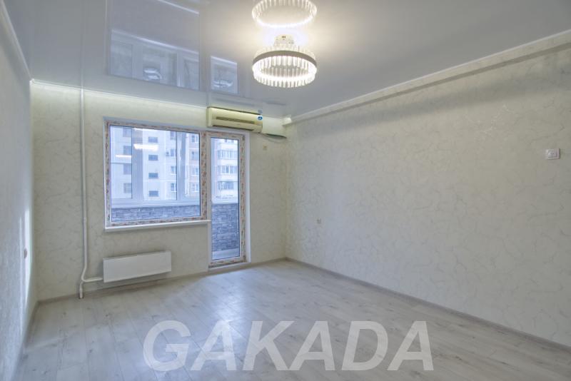 Двухкомнатная квартира со свежим ремонтом в ЮМР,  Краснодар