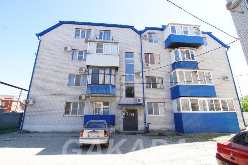 1 к квартира с новым ремонтом в отличном месте 2 этаж кирп,  Краснодар