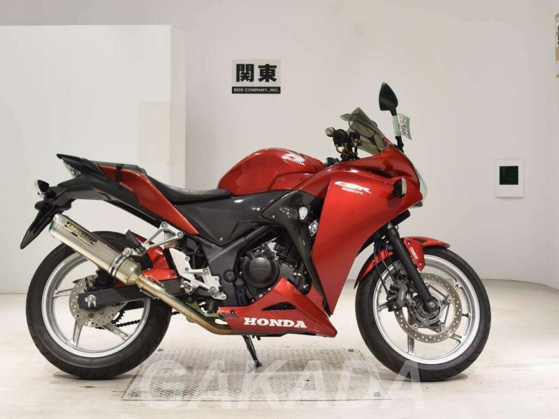 Мотоцикл спортбайк Honda CBR250R A рама MC41 модификация A