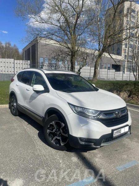 Продам автомобиль HONDA CR V 2019 г в,  Москва