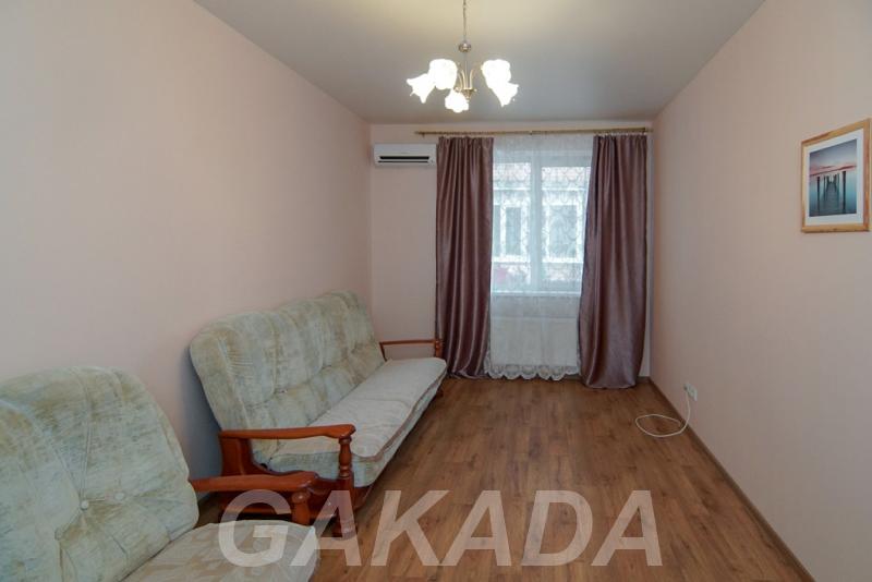 1 комнатная квартира с ремонтом на 2 этаже,  Краснодар
